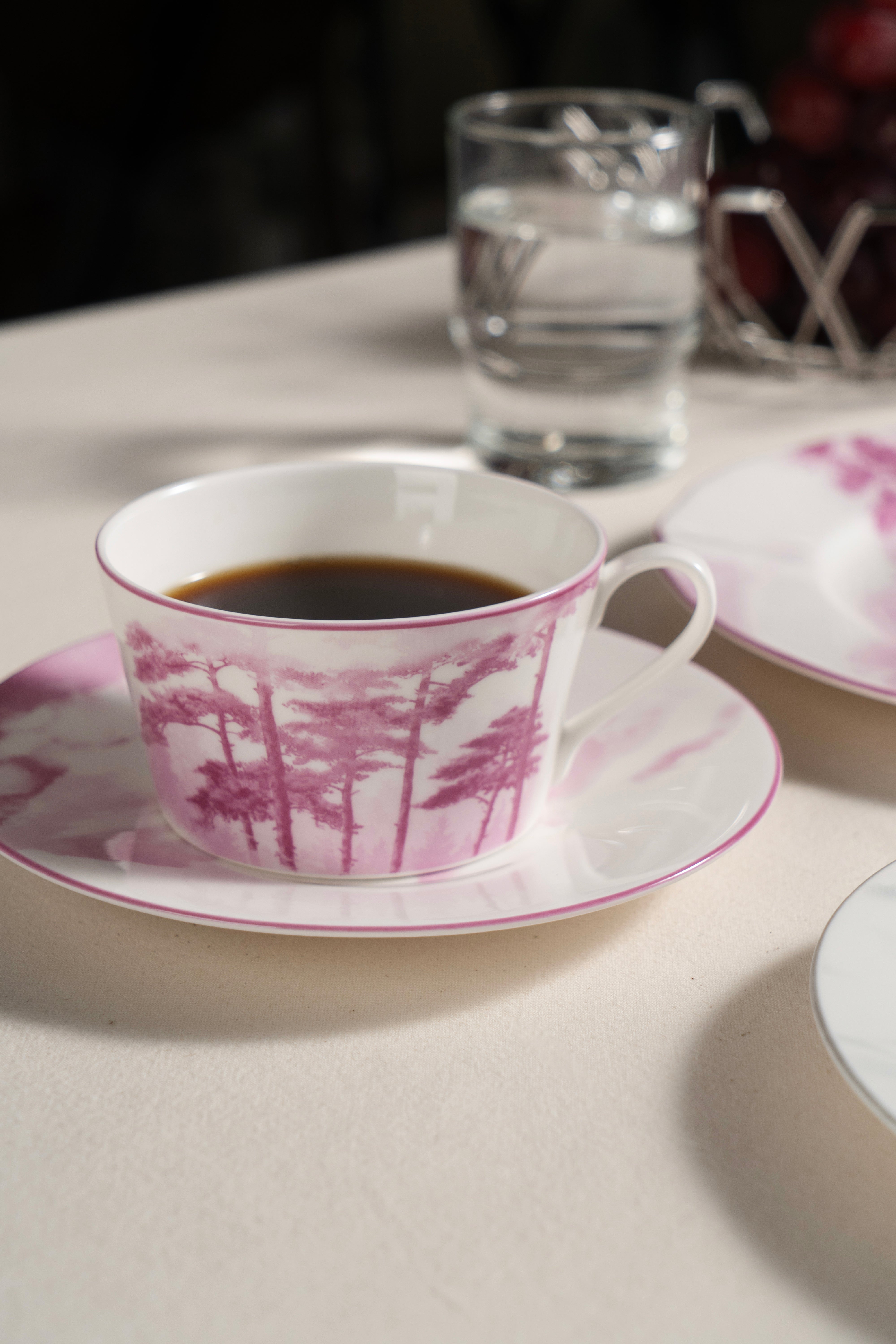 Cup & Saucer, Set of 2